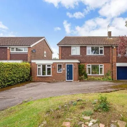 Buy this 5 bed house on Bray Pit in M4, Holyport