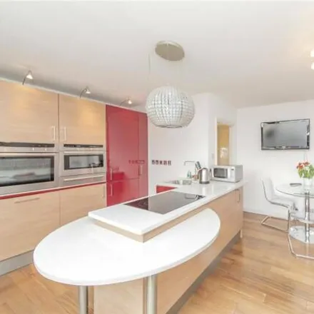 Image 2 - Huguenot House, Whitcomb Street, London, WC2H 7DY, United Kingdom - Apartment for rent