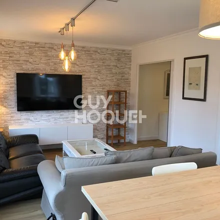 Rent this 1 bed apartment on 6 Place de la République in 77300 Fontainebleau, France
