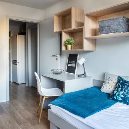 Rent this 1 bed apartment on Koszykarska 33 in 30-717 Krakow, Poland
