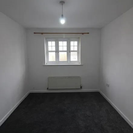 Image 6 - Wyther Park Hill, Leeds, LS12 2RR, United Kingdom - Apartment for rent