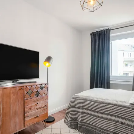 Rent this 1 bed apartment on Brehmstraße 36 in 40239 Dusseldorf, Germany