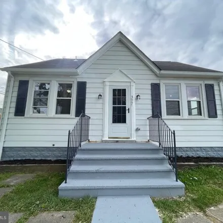 Buy this 3 bed house on 306 Pine Street in Winchester, VA 22601