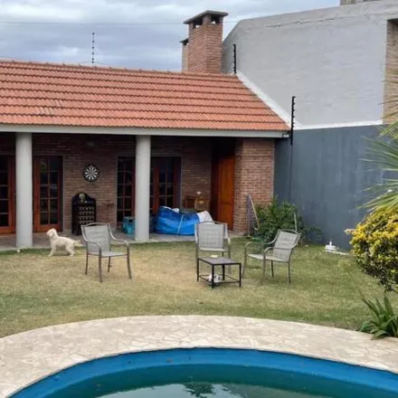 Image 2 - CPC Argüello, Pasaje Macheredet, Villa Belgrano, Cordoba, Argentina - House for sale