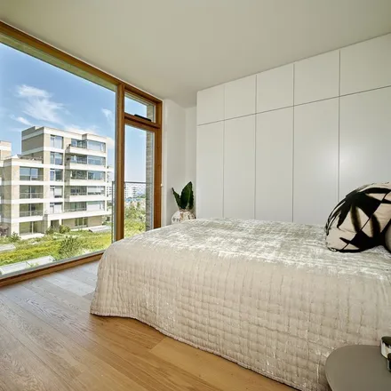Rent this 3 bed apartment on Saxo Bank in Philip Heymans Alle, 2100 København Ø