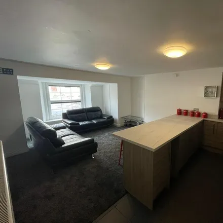 Image 4 - 10 Hill Park Crescent, Plymouth, PL4 8JW, United Kingdom - Room for rent