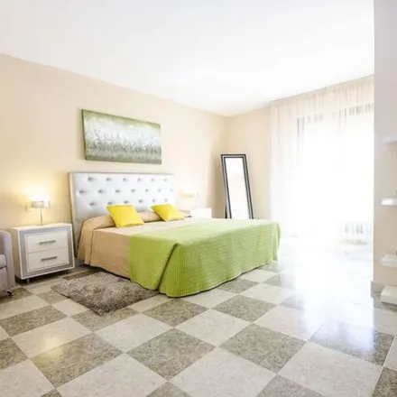 Rent this 5 bed apartment on Solo Qui in Calle de la Ribera, 29660 Marbella