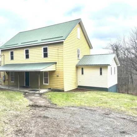 Buy this 5 bed house on Old Minden Road in Oak Hill, WV 24840
