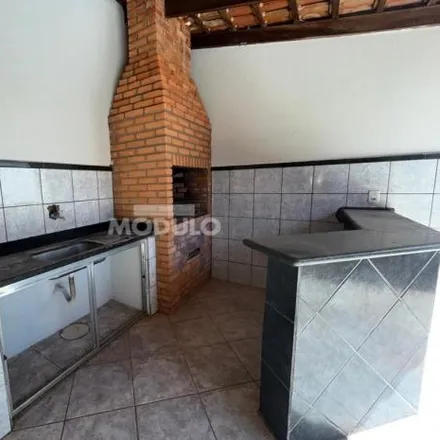 Rent this 3 bed house on Rua dos Pica-Paus in Nova Uberlândia, Uberlândia - MG