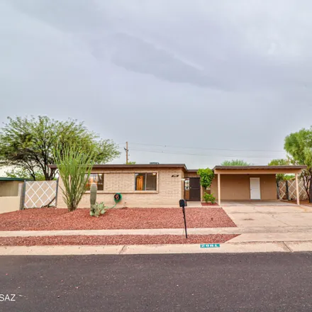 Buy this 3 bed house on 2985 West Holladay Street in Pima County, AZ 85746