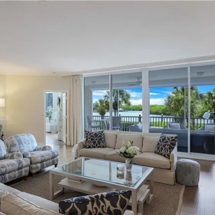 Buy this 3 bed condo on 473 Dockside Drive in Collier County, FL 34110