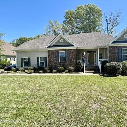 Rent this 3 bed house on Pelican Point Drive in Elizabeth City, NC 27909