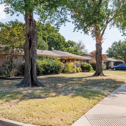 Buy this 3 bed house on 1207 Terrace Drive in Grapevine, TX 76051