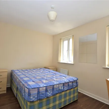 Rent this 4 bed townhouse on 52 Shakespeare Avenue in Bristol, BS7 0AF
