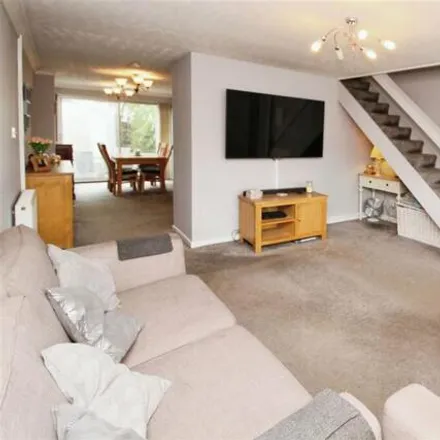 Image 4 - Elderberry Close, Stourport-on-Severn, DY13 8TF, United Kingdom - House for sale