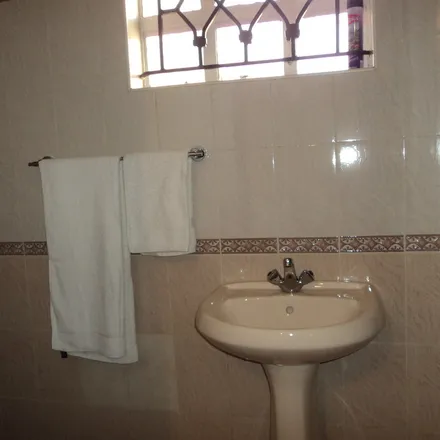 Image 9 - Nairobi, New Runda, NAIROBI COUNTY, KE - House for rent