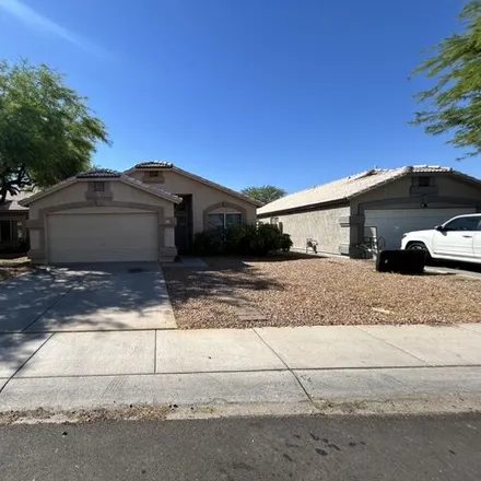 Rent this 3 bed house on 913 East Whitten Street in Chandler, AZ 85225