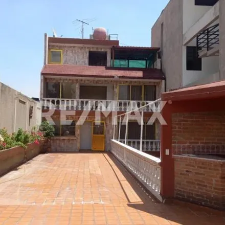 Buy this 6 bed house on Calle Oleoducto 1641 in Colonia Aguilera, 02950 Mexico City