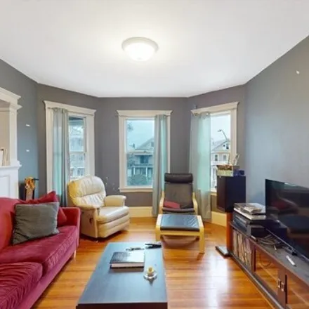 Image 3 - 212 Powder House Boulevard, Somerville, MA 02144, USA - Condo for rent