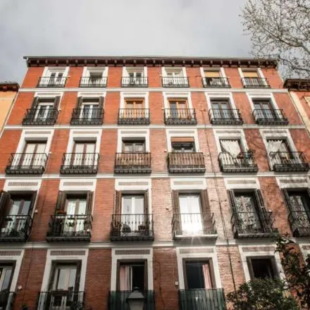 Image 5 - Rastro Market, Paseo de Tilos asiáticos, 28005 Madrid, Spain - Apartment for rent