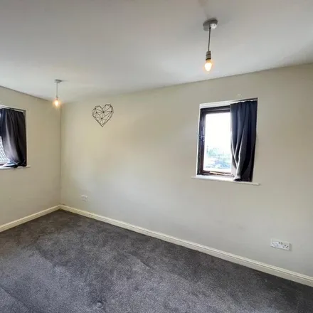 Image 9 - Campbell Close, High Wycombe, HP13 5XT, United Kingdom - Duplex for rent