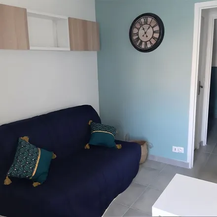 Rent this 1 bed apartment on 53 Rue Jean Jaurès in 77130 Montereau-Fault-Yonne, France