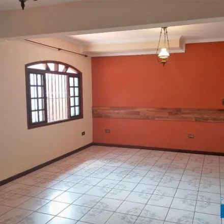 Buy this 3 bed house on Rua Cristovão Colombo in Vila América, Santo André - SP