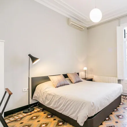 Rent this 2 bed apartment on Yoi Yoi Gion in Avinguda Diagonal, 383