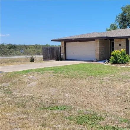 Image 2 - 560 North Bayberry Place, Corpus Christi, TX 78418, USA - House for sale