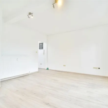 Rent this 1 bed apartment on Rue entre deux Portes 29 in 4500 Huy, Belgium