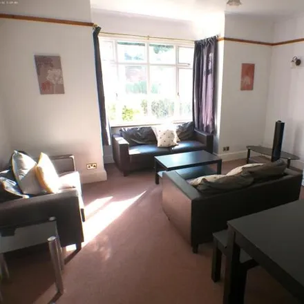 Image 1 - 87 St Davids Hill, Exeter, EX4 4DY, United Kingdom - House for rent