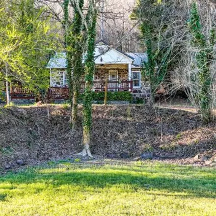 Image 2 - 2554 Fairview Road, Big Creek, Monroe County, TN 37354, USA - House for sale