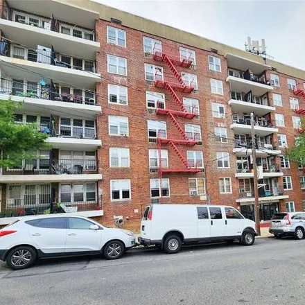 Buy this studio apartment on 86-05 60th Road in New York, NY 11373