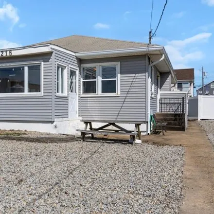 Buy this 4 bed house on 260 8th Avenue in Dover Beaches South, Toms River