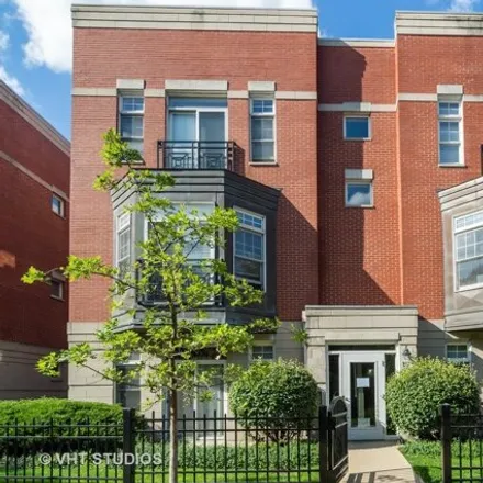 Rent this 2 bed condo on 802 West University Lane in Chicago, IL 60607