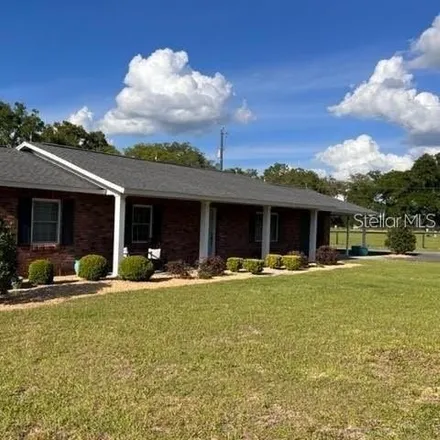 Rent this 3 bed house on Northwest 21st Street in Marion County, FL 34482