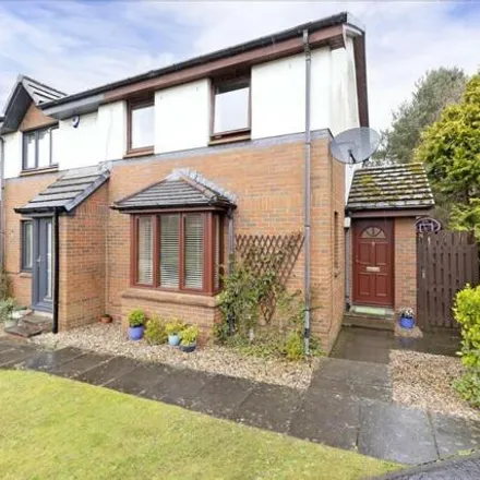 Buy this 3 bed duplex on Wheatfield Grove in Loanhead, EH20 9ND