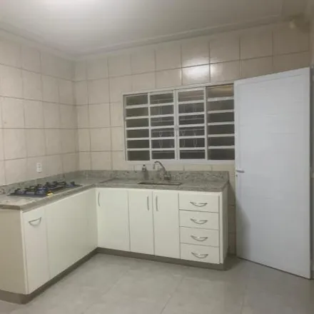 Buy this 3 bed house on Rua Coronel Ernesto Rodrigues da Cunha in Jardim Karaíba, Uberlândia - MG