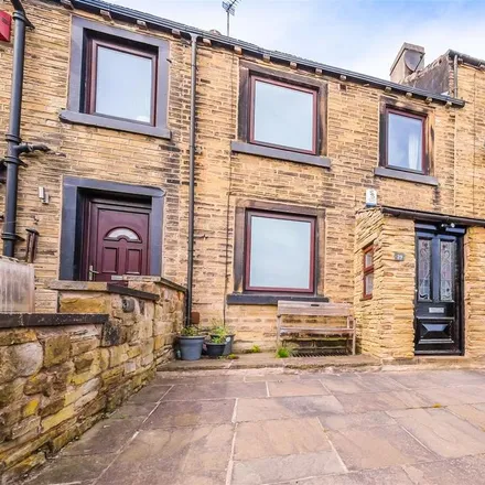 Image 2 - Scale Hill, Huddersfield, HD2 2PD, United Kingdom - Townhouse for rent