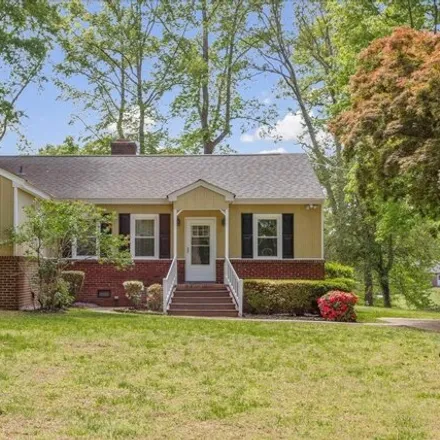 Buy this 3 bed house on 3640 Ashby Avenue in Colonial Heights, VA 23834