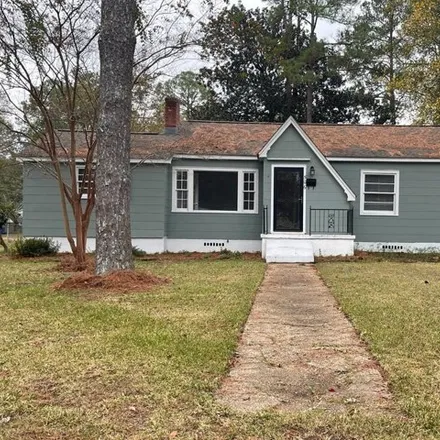 Buy this 3 bed house on 322 Highland Street in Parish, Dothan