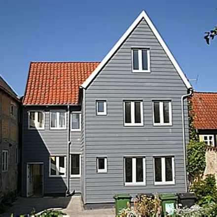 Rent this 3 bed apartment on Korsgade 14 in 5610 Assens, Denmark