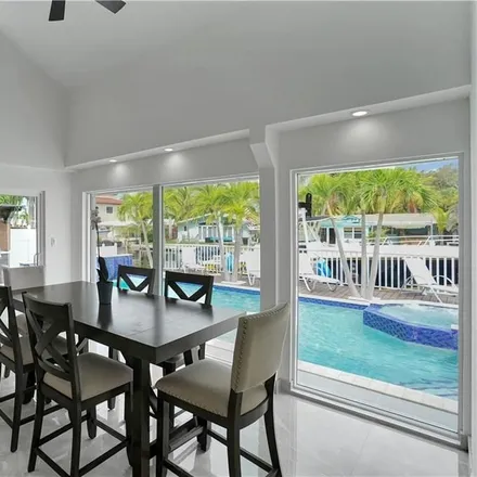 Image 8 - 2363 Southeast 15th Street, Pompano Isles, Pompano Beach, FL 33062, USA - House for sale