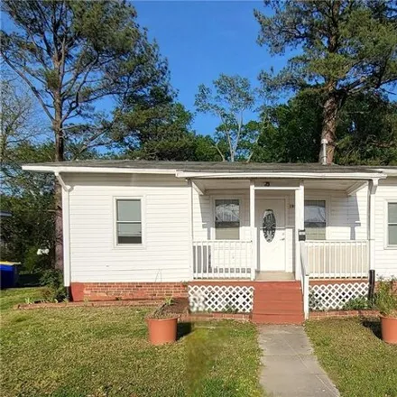 Buy this 2 bed house on 107 South 5th Avenue in Hopewell, VA 23860