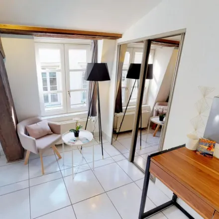 Image 3 - 26 Rue Lanterne, 69001 Lyon 1er Arrondissement, France - Room for rent