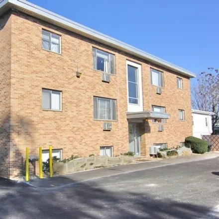 Rent this 1 bed apartment on 220;224 School Street in Riverview, Waltham