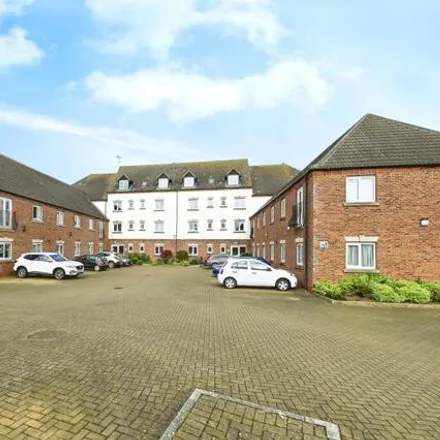 Image 1 - Coopers Court, 96-102 Wisbech Road, King's Lynn, PE30 5LJ, United Kingdom - Apartment for sale