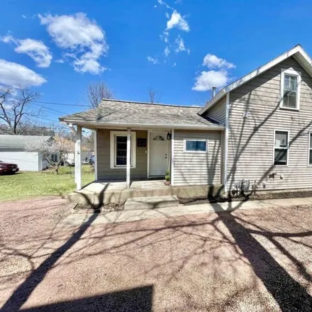 Buy this 2 bed house on 430 North 1st Avenue in Wausau, WI 54401