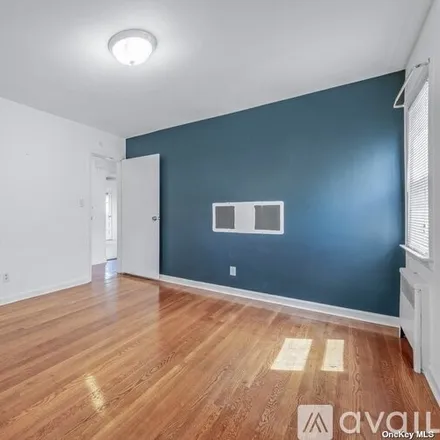 Image 7 - 216 Raff Avenue, Unit House at Mineola - Apartment for rent