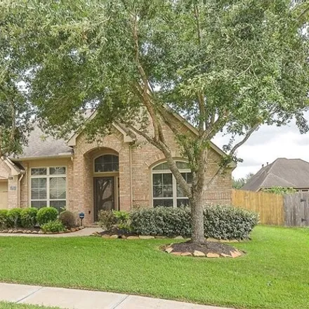 Image 2 - 2419 Breezeport Court, Pearland, TX 77584, USA - House for sale